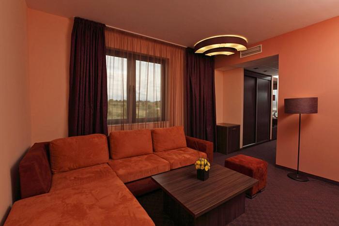 Family Hotel - Restaurant Ring Montana Room photo